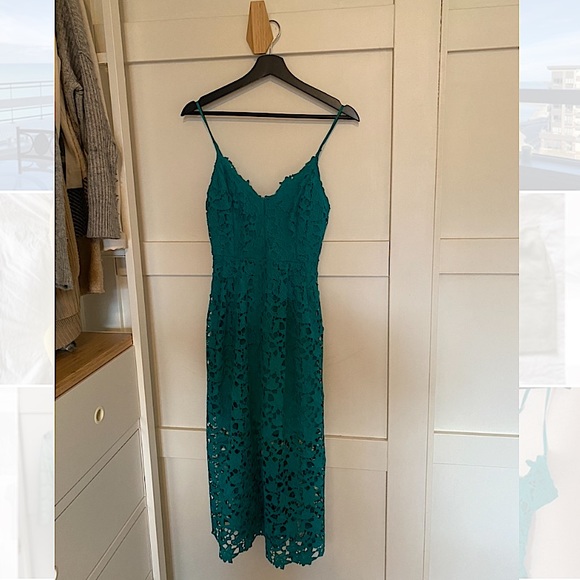 ASTR THE LABEL Lace A-Line Midi Dress, size Small - Picture 4 of 4